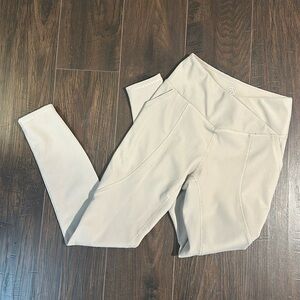 NWOT Ribbed Cream Leggings